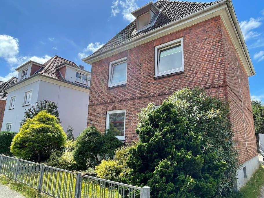 Apartmán Modern Und Ruhig In Elmshorn Exteriér fotografie